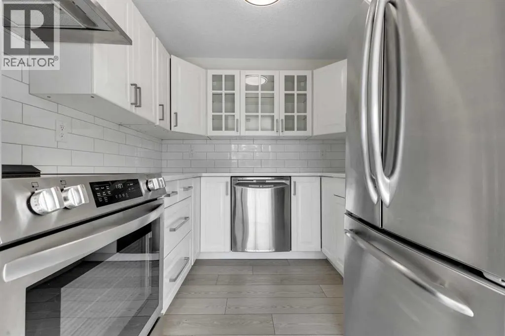 14, 200 Shawnessy Drive SW