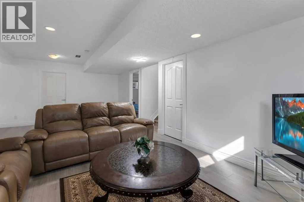 173 Panamount Green NW