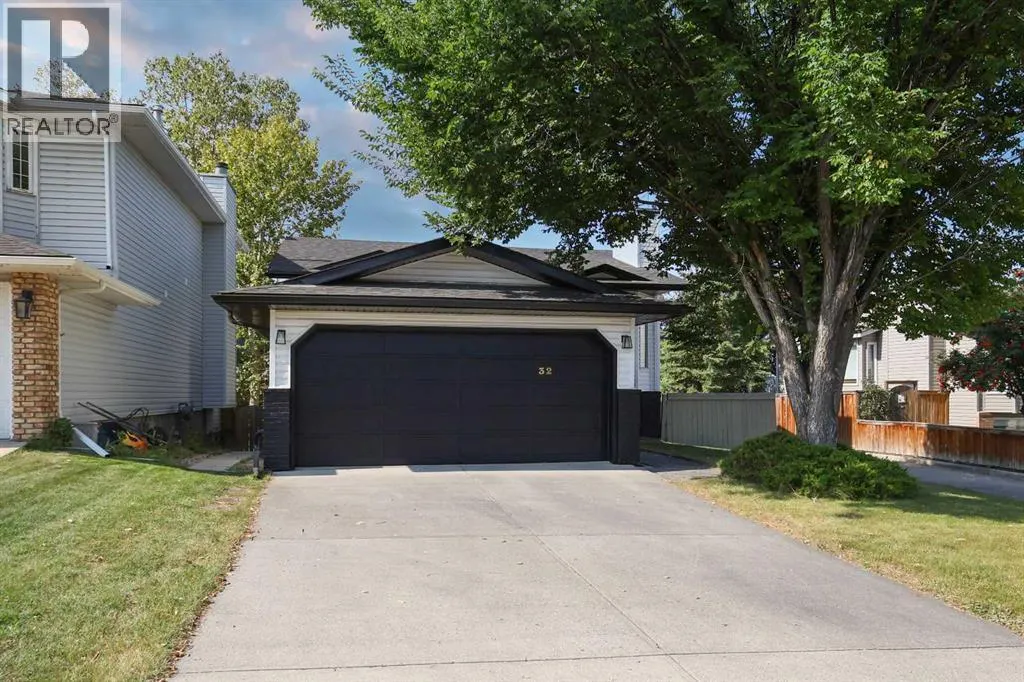 32 Rivercroft Close SE