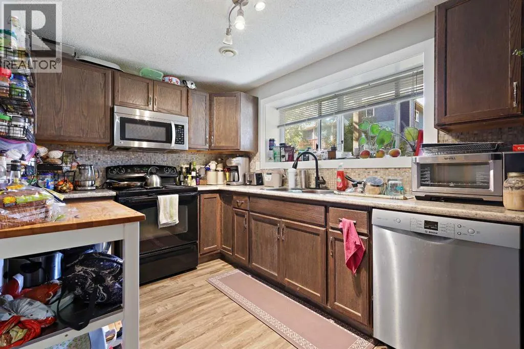 32 Rivercroft Close SE