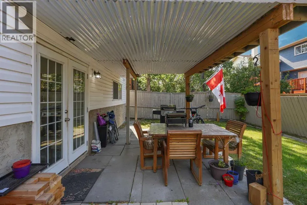 32 Rivercroft Close SE