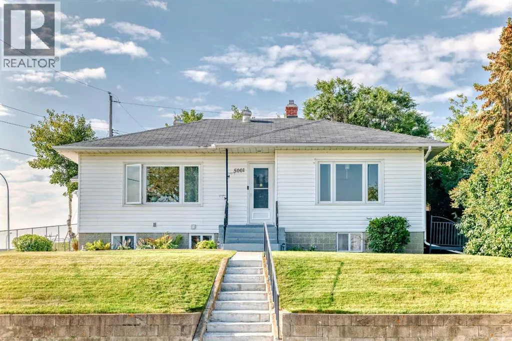 5001 44 Ave