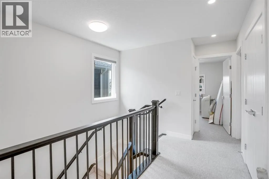 28 Midtown Close SW