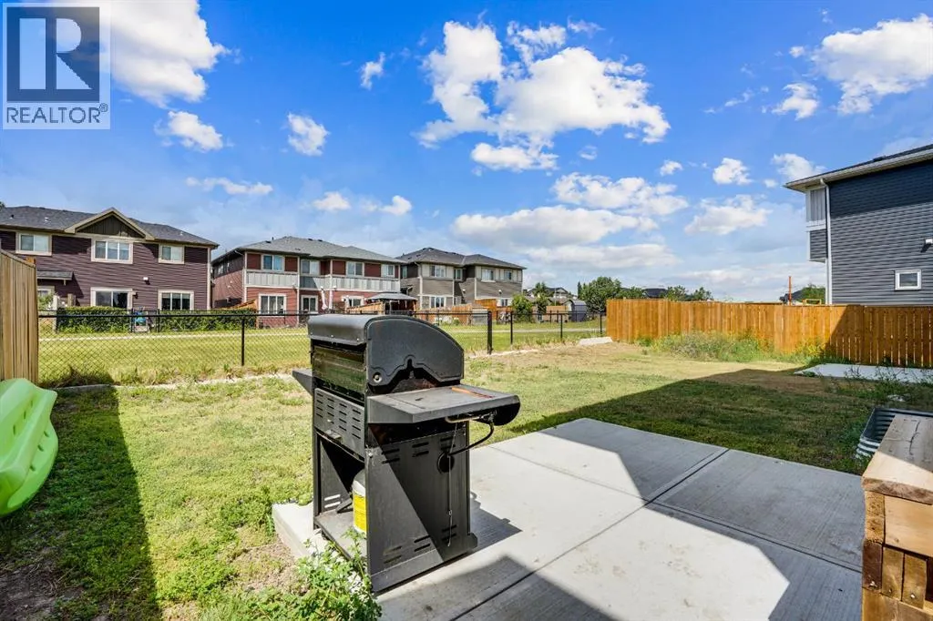 28 Midtown Close SW
