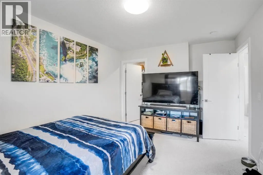 28 Midtown Close SW