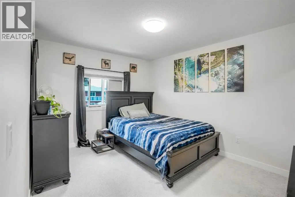 28 Midtown Close SW