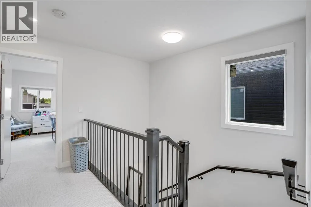 28 Midtown Close SW