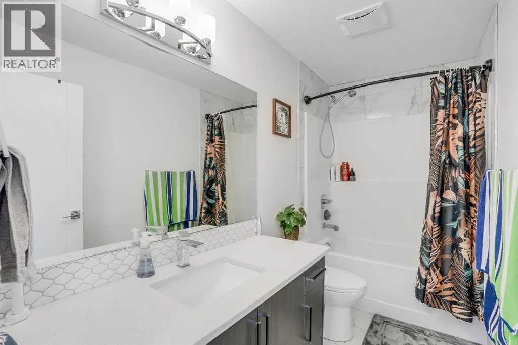 28 Midtown Close SW