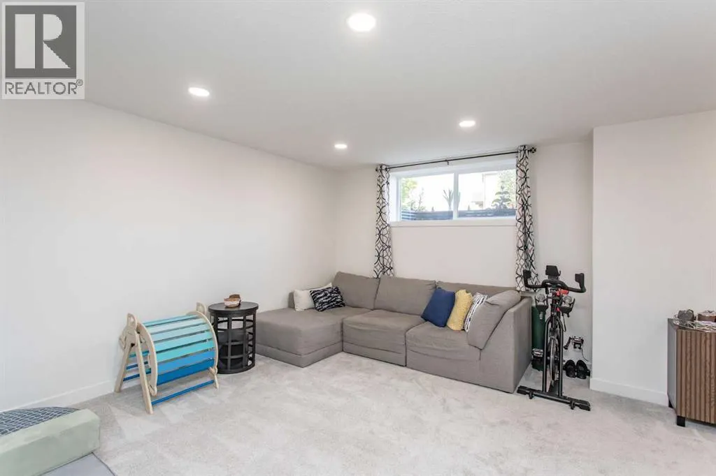 5641 Vista Trail