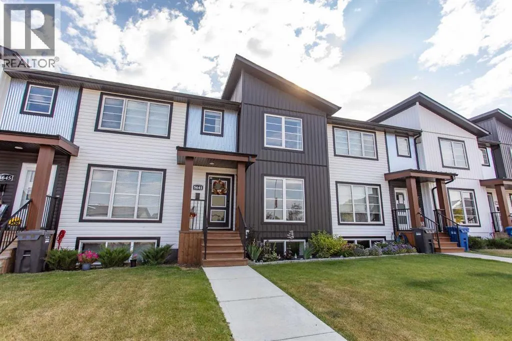 5641 Vista Trail
