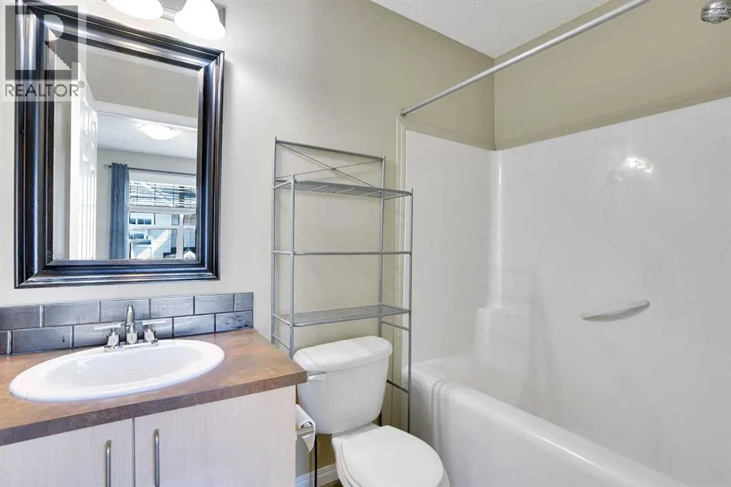 3174 New Brighton Gardens SE