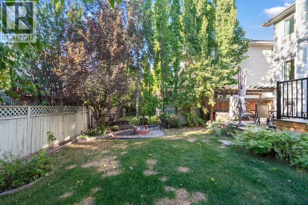 45 Mt Douglas Close SE