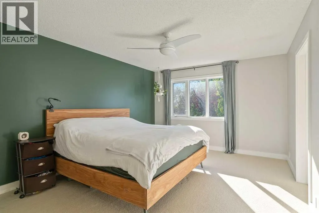 45 Mt Douglas Close SE