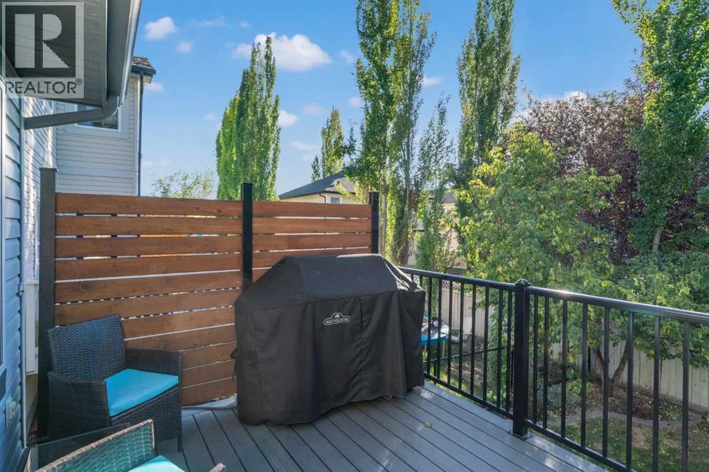 45 Mt Douglas Close SE