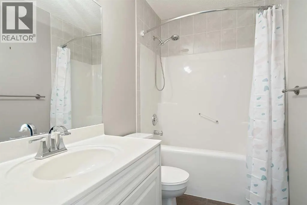 45 Mt Douglas Close SE