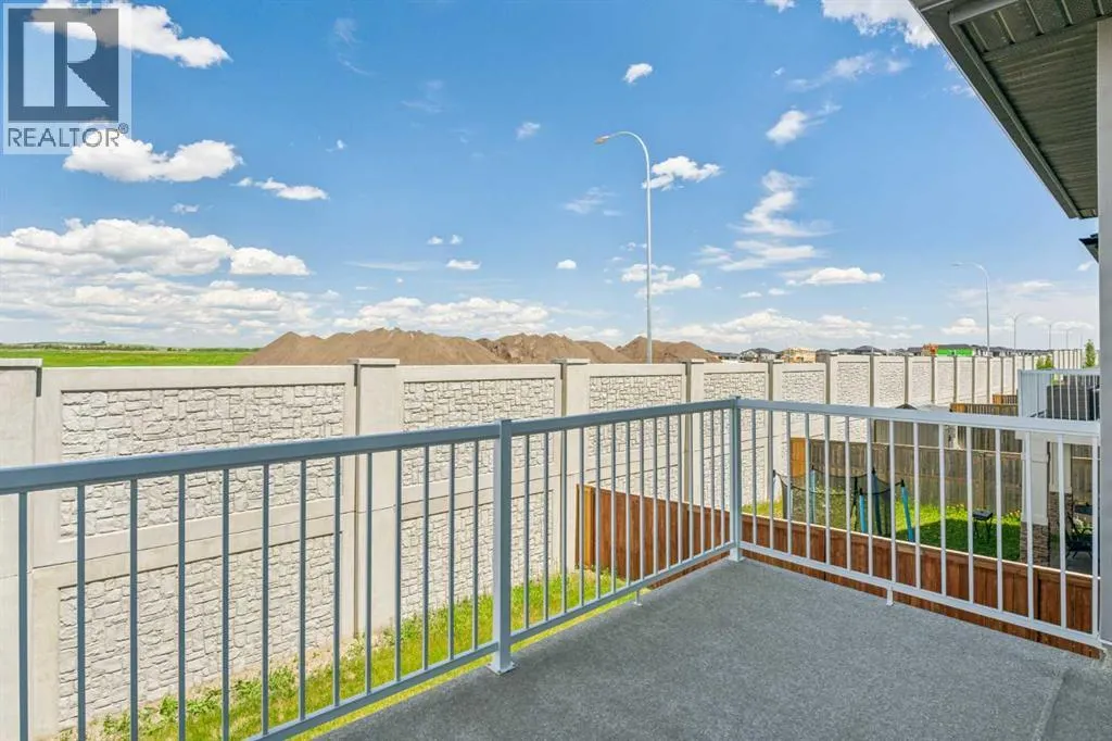 152 Evansborough Way NW