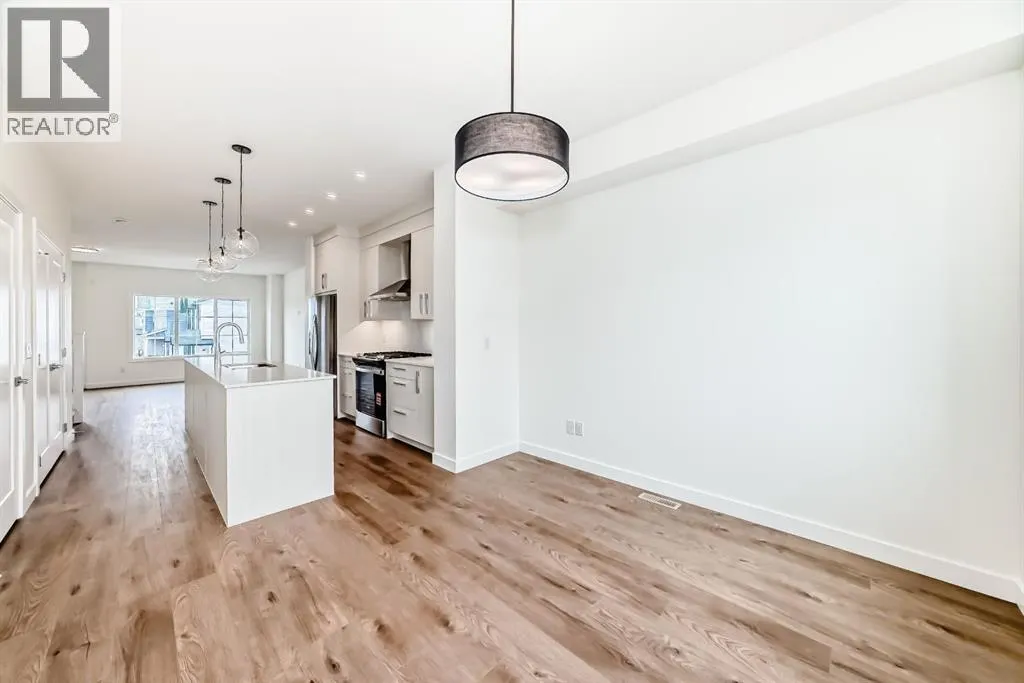 434 Carringvue Grove NW
