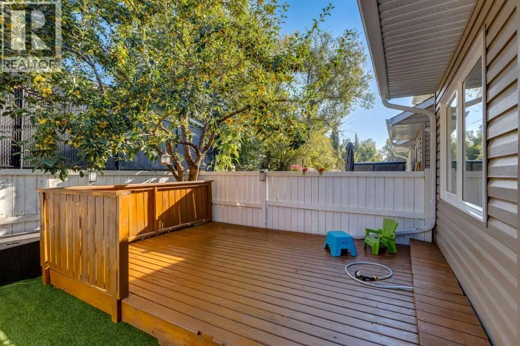 4, 1111 Canterbury Drive SW