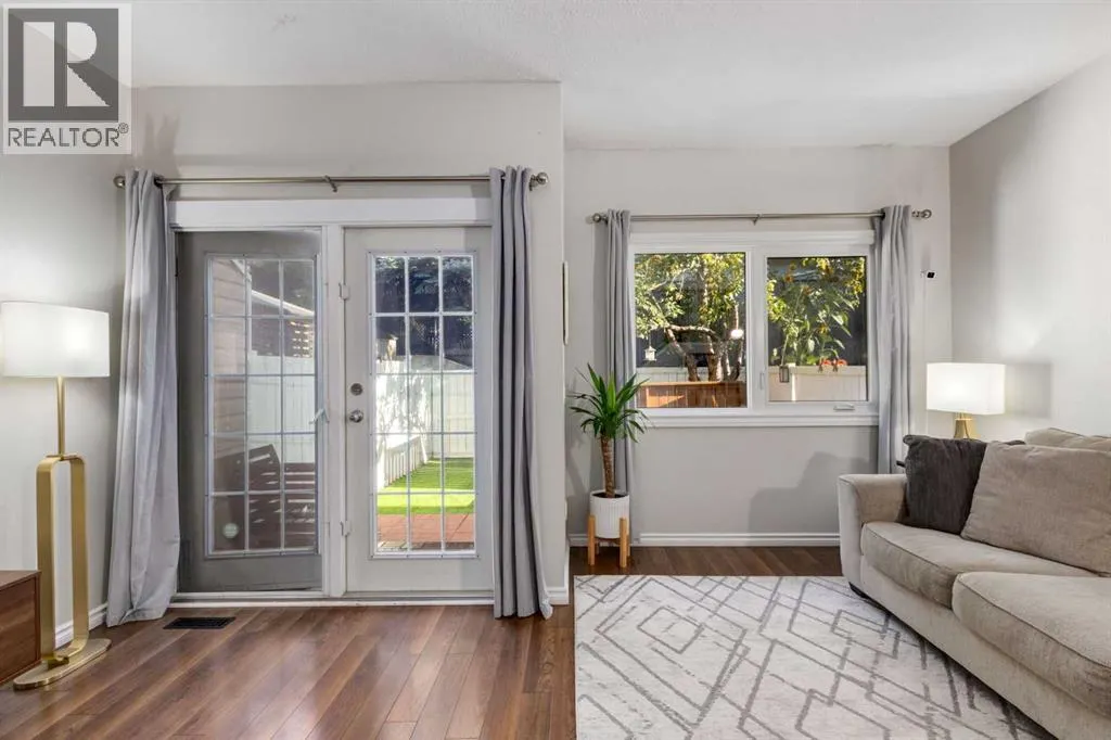 4, 1111 Canterbury Drive SW