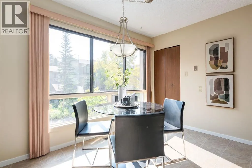 20 Point Mckay Court NW