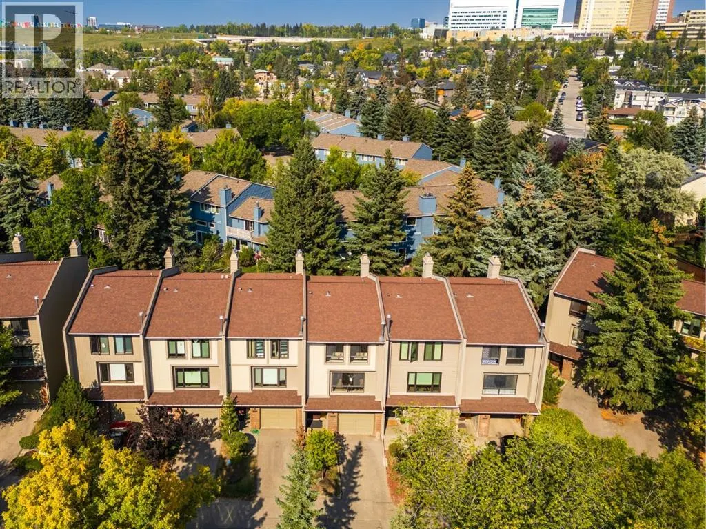 20 Point Mckay Court NW