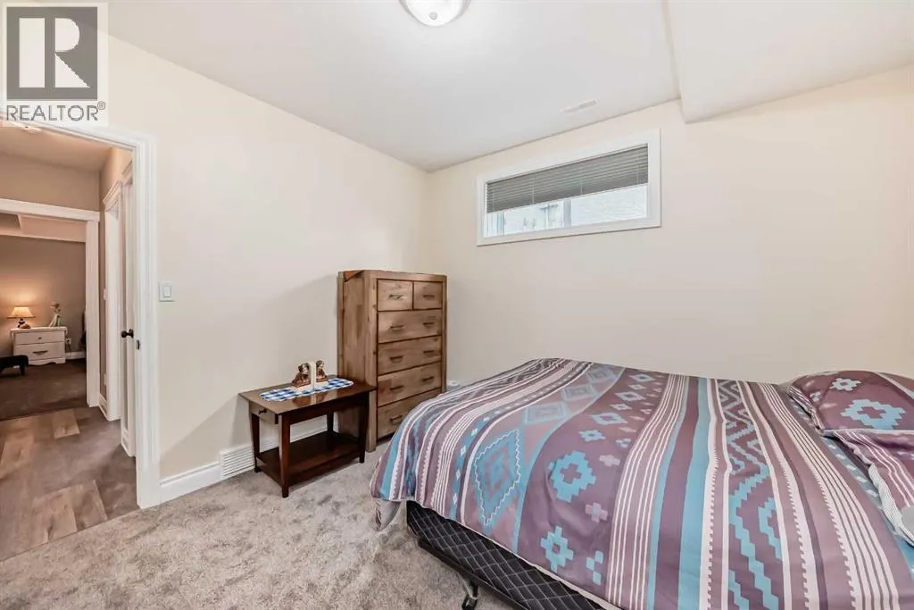 71 Adams Close