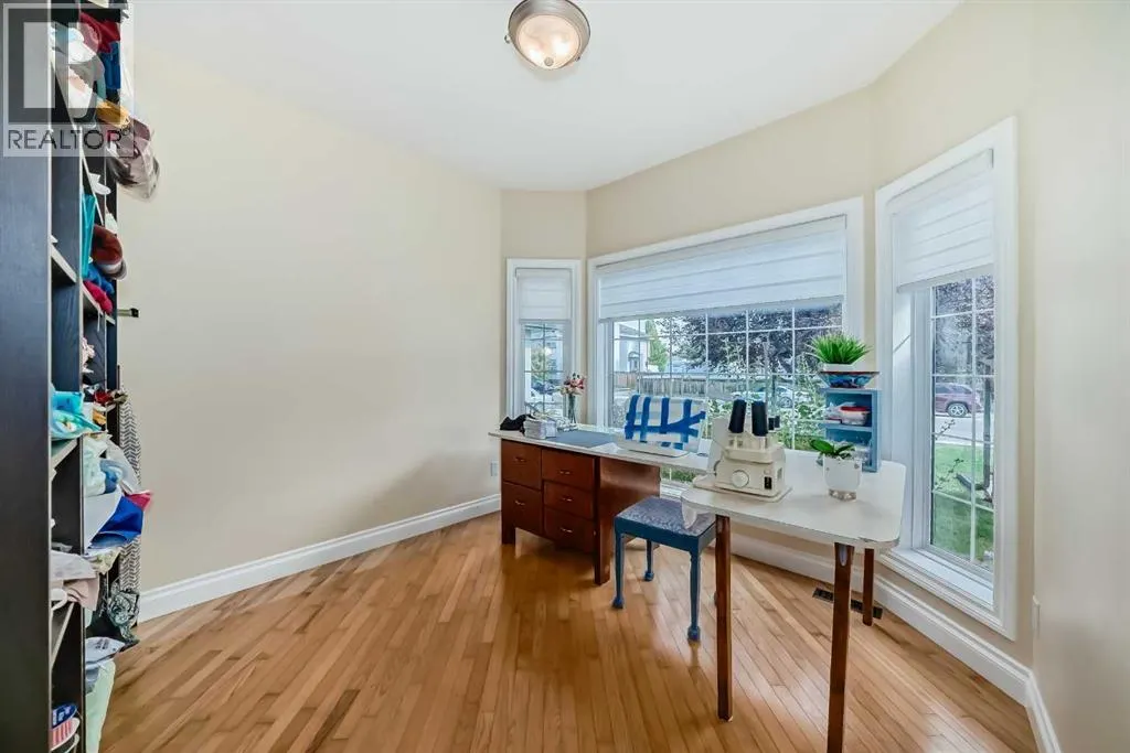 71 Adams Close