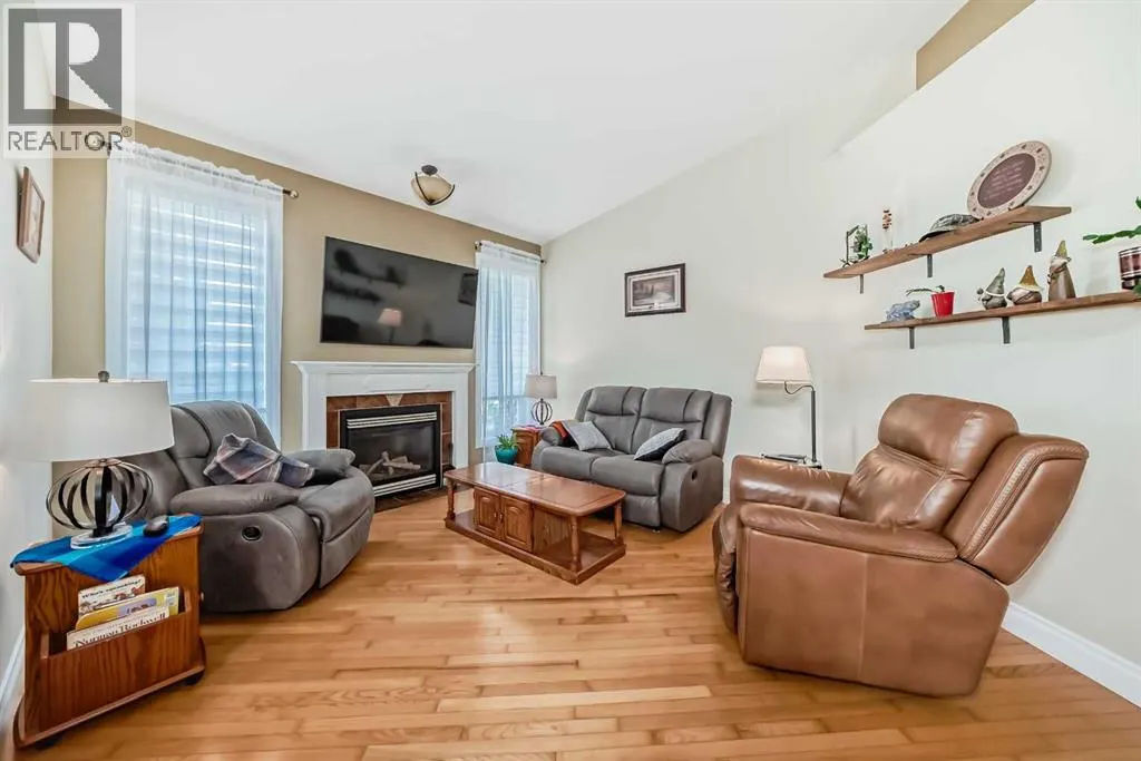 71 Adams Close