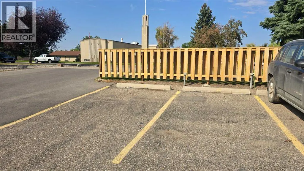 208, 4200 Forestry Avenue S