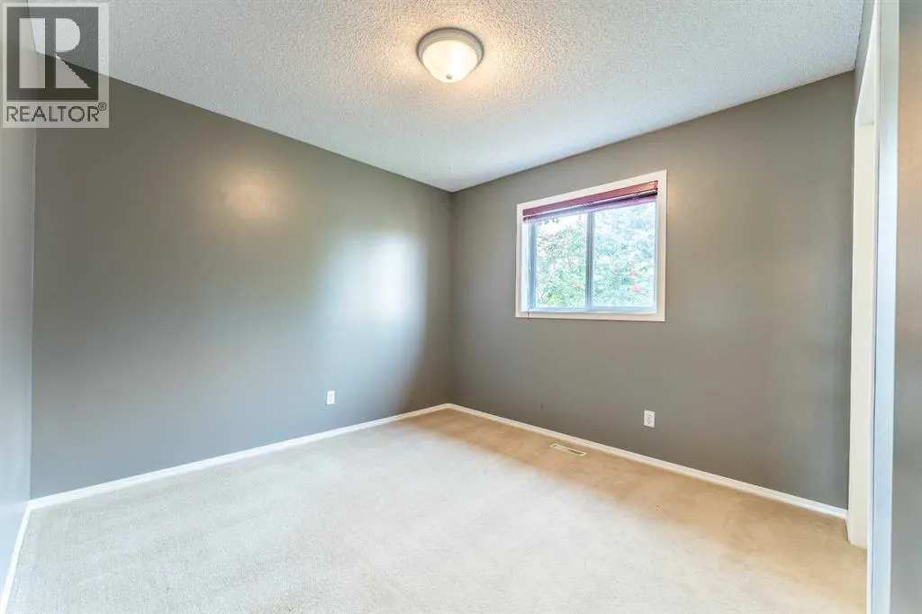 76 Cranfield Place SE