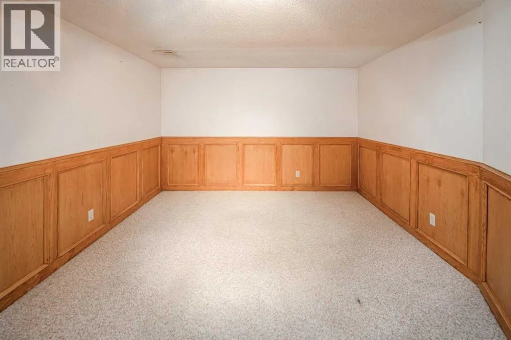 16 Sunhaven Way SE