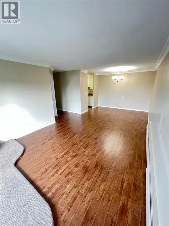 305, 5519 Kerry Wood Drive