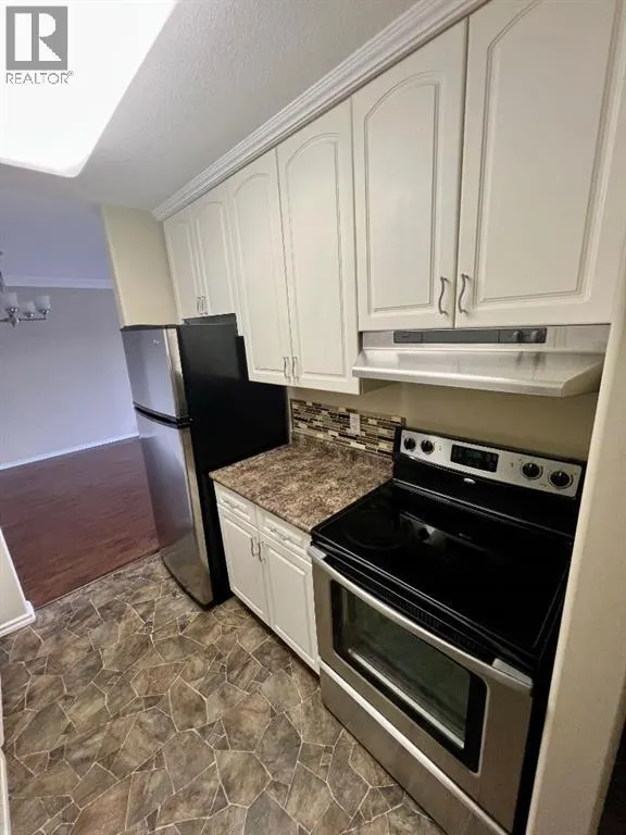 305, 5519 Kerry Wood Drive