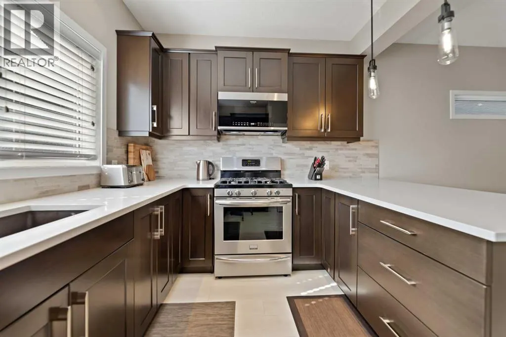 53 Masters Crescent SE