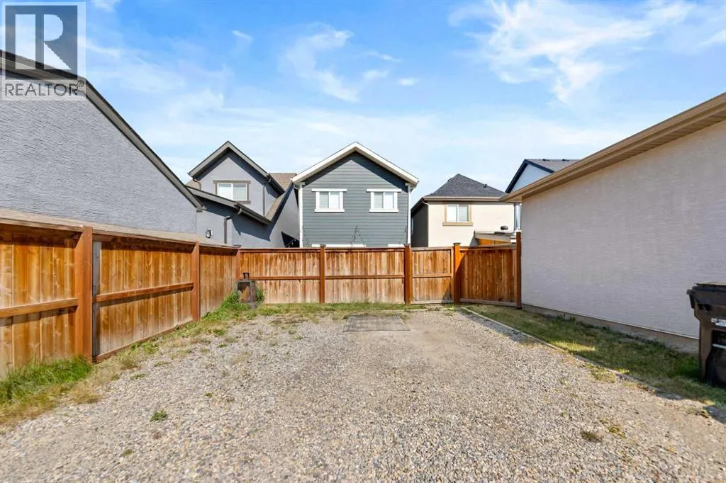53 Masters Crescent SE