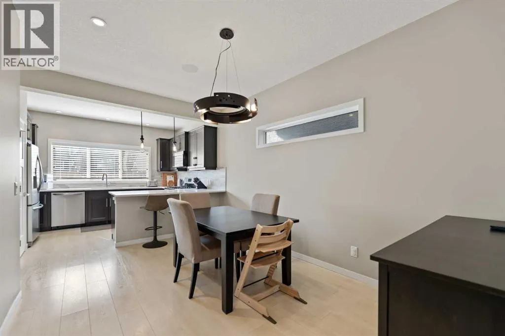 53 Masters Crescent SE