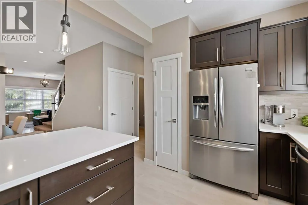 53 Masters Crescent SE
