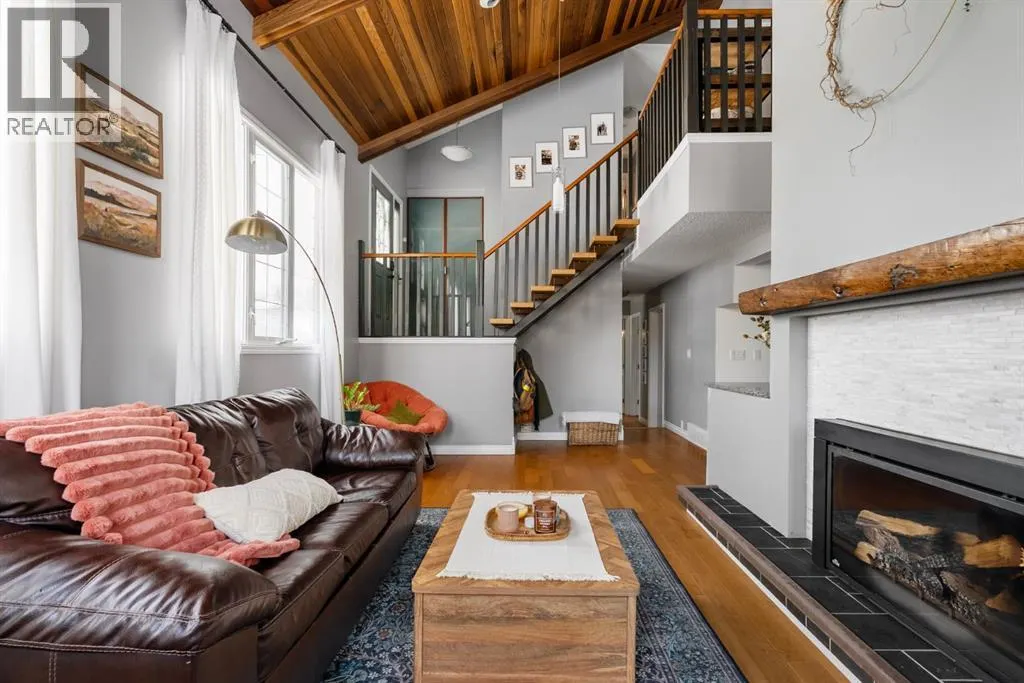 105 Whiteoak Garden