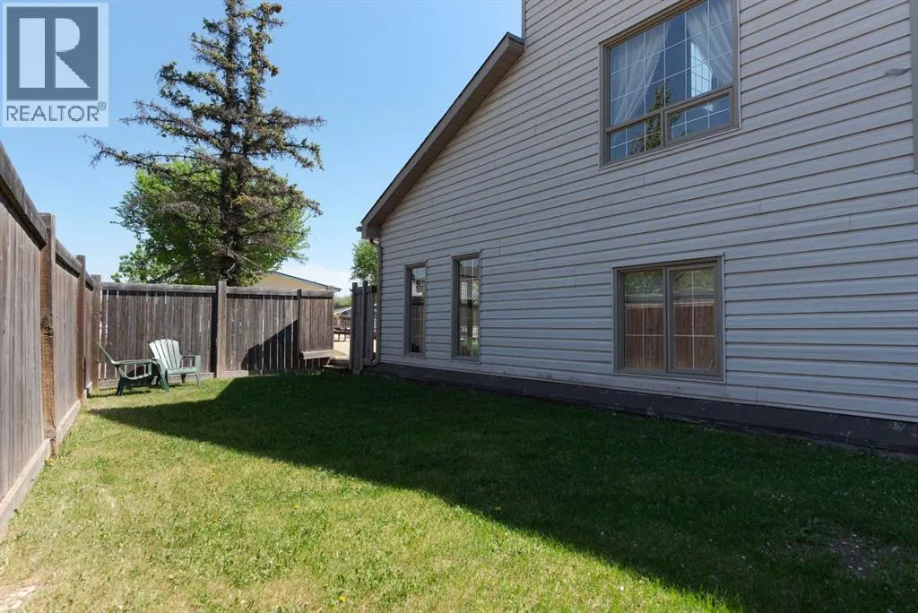 105 Whiteoak Garden