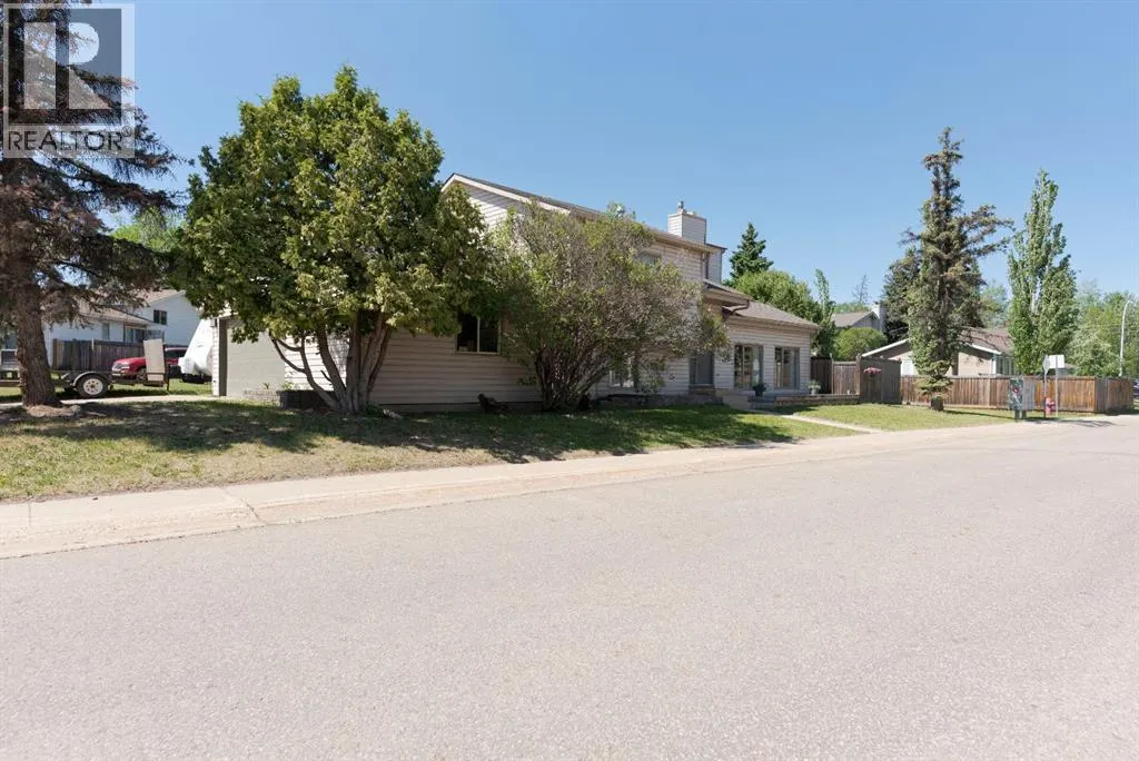 105 Whiteoak Garden