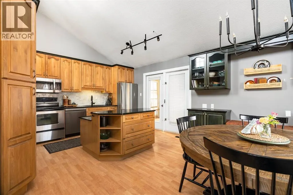 105 Whiteoak Garden