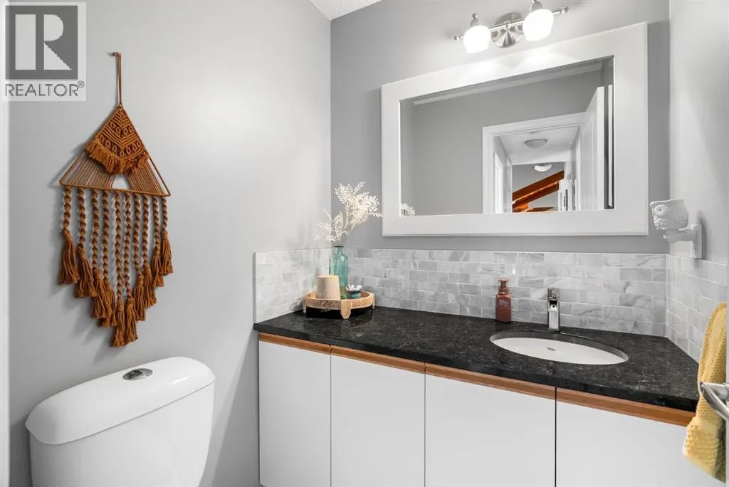 105 Whiteoak Garden