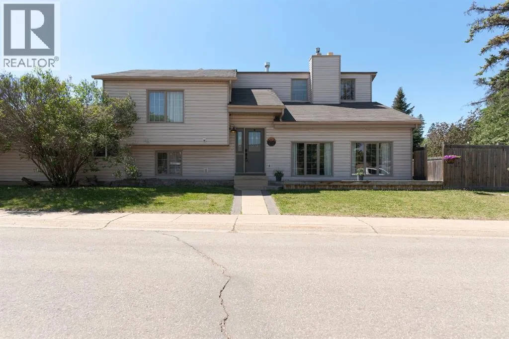 105 Whiteoak Garden