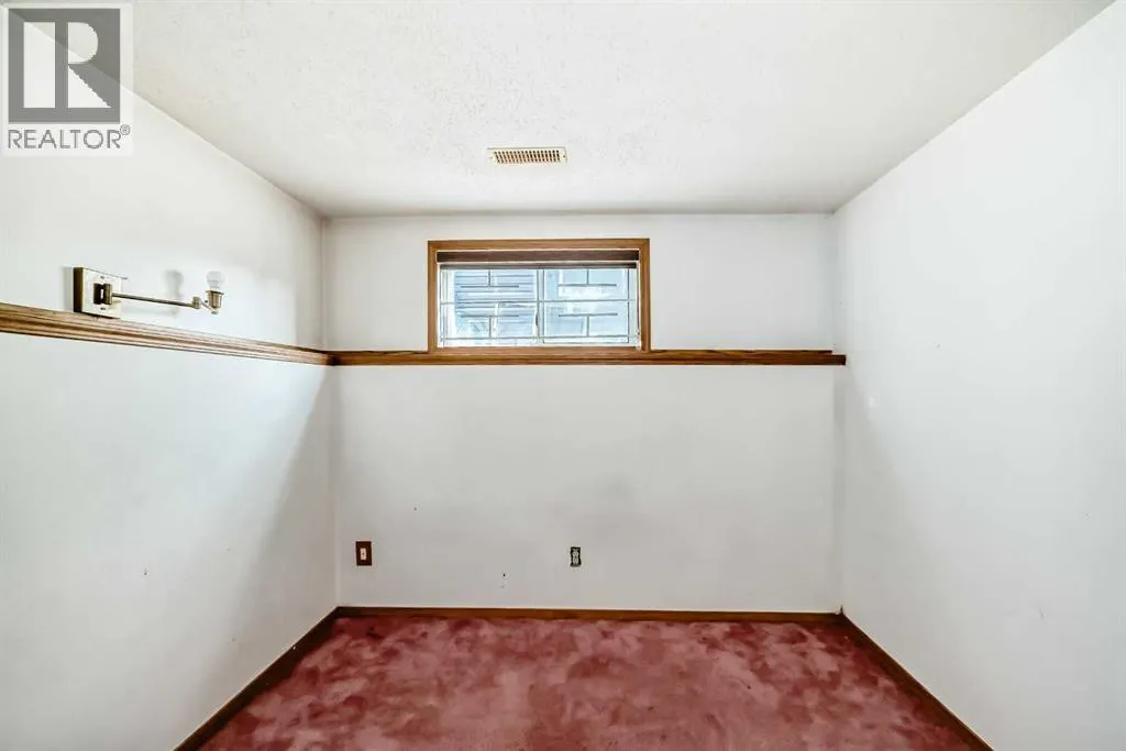 11 Martinwood Road NE