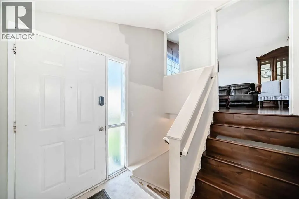 11 Martinwood Road NE