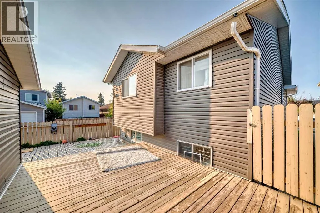 11 Martinwood Road NE
