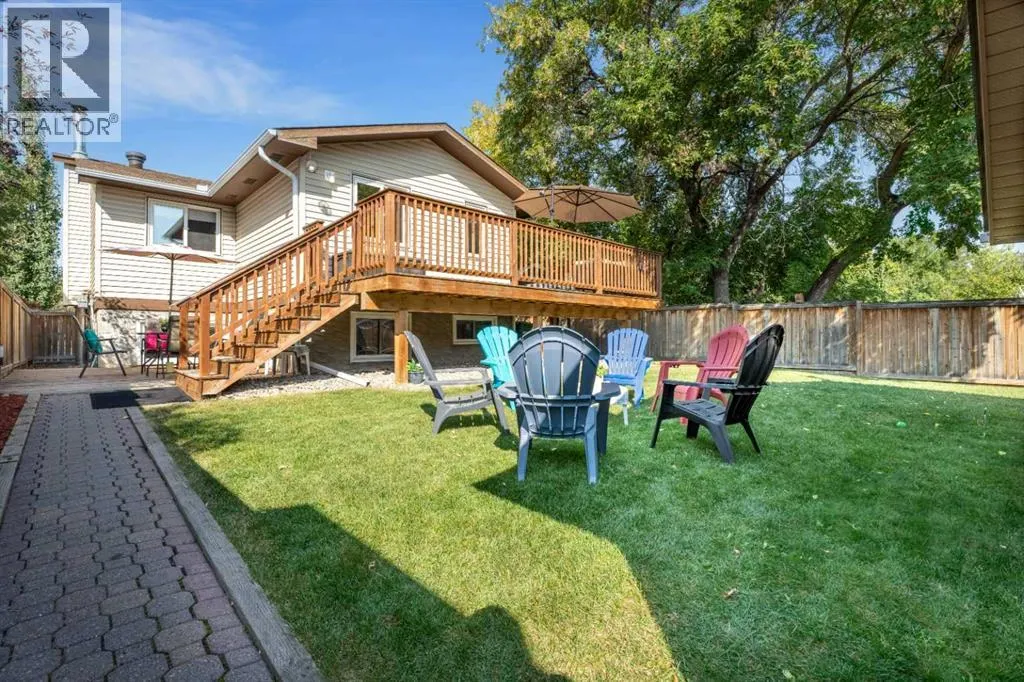 1205 Meadowbrook Drive SE