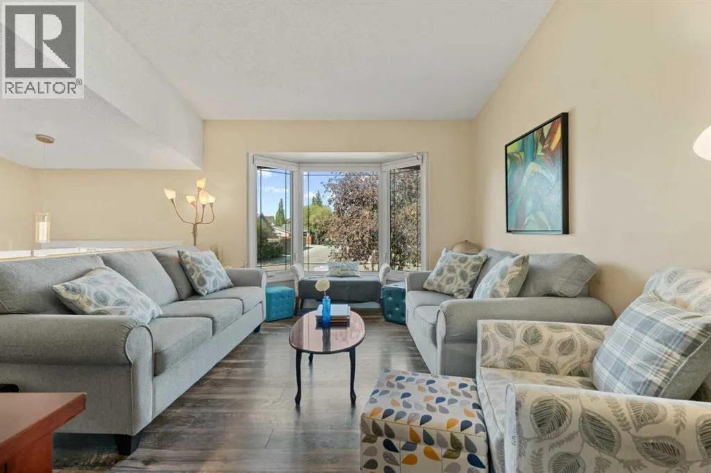 1205 Meadowbrook Drive SE