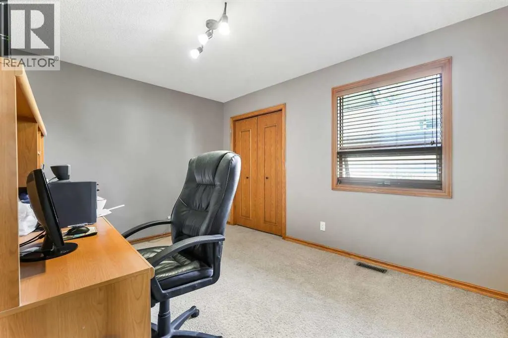 322 Douglas Woods Court SE