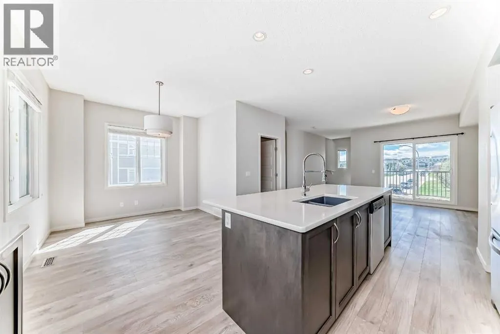 59 Nolanlake Cove NW